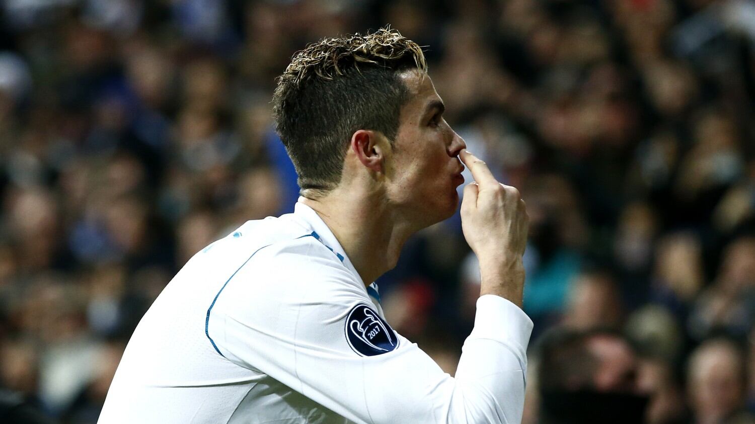 Stipendi dei calciatori: Flamini e Bolkiah battono Cristiano Ronaldo e Messi