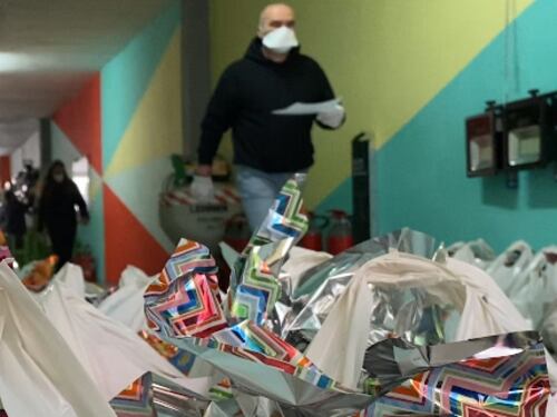 Gli italiani soli contro il virus: "Noi abbandonati dallo Stato"