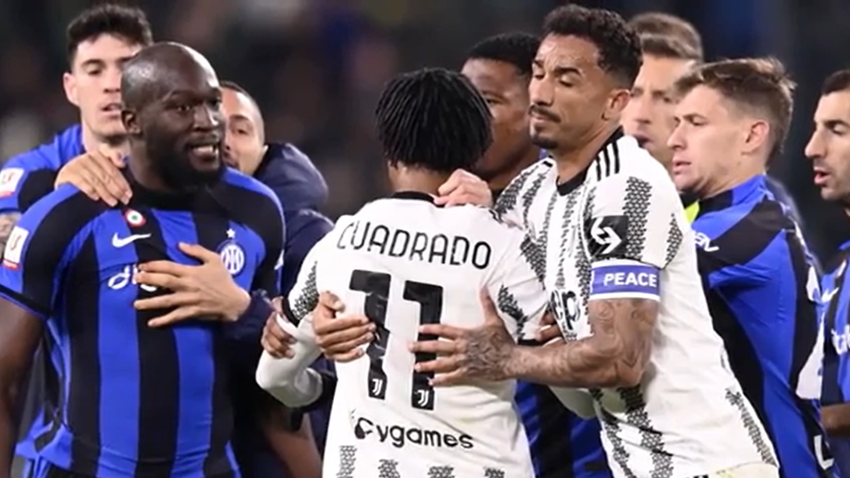 "I cori razzisti non sono punibili": la decisione (a sorpresa) della procura sul caso Lukaku