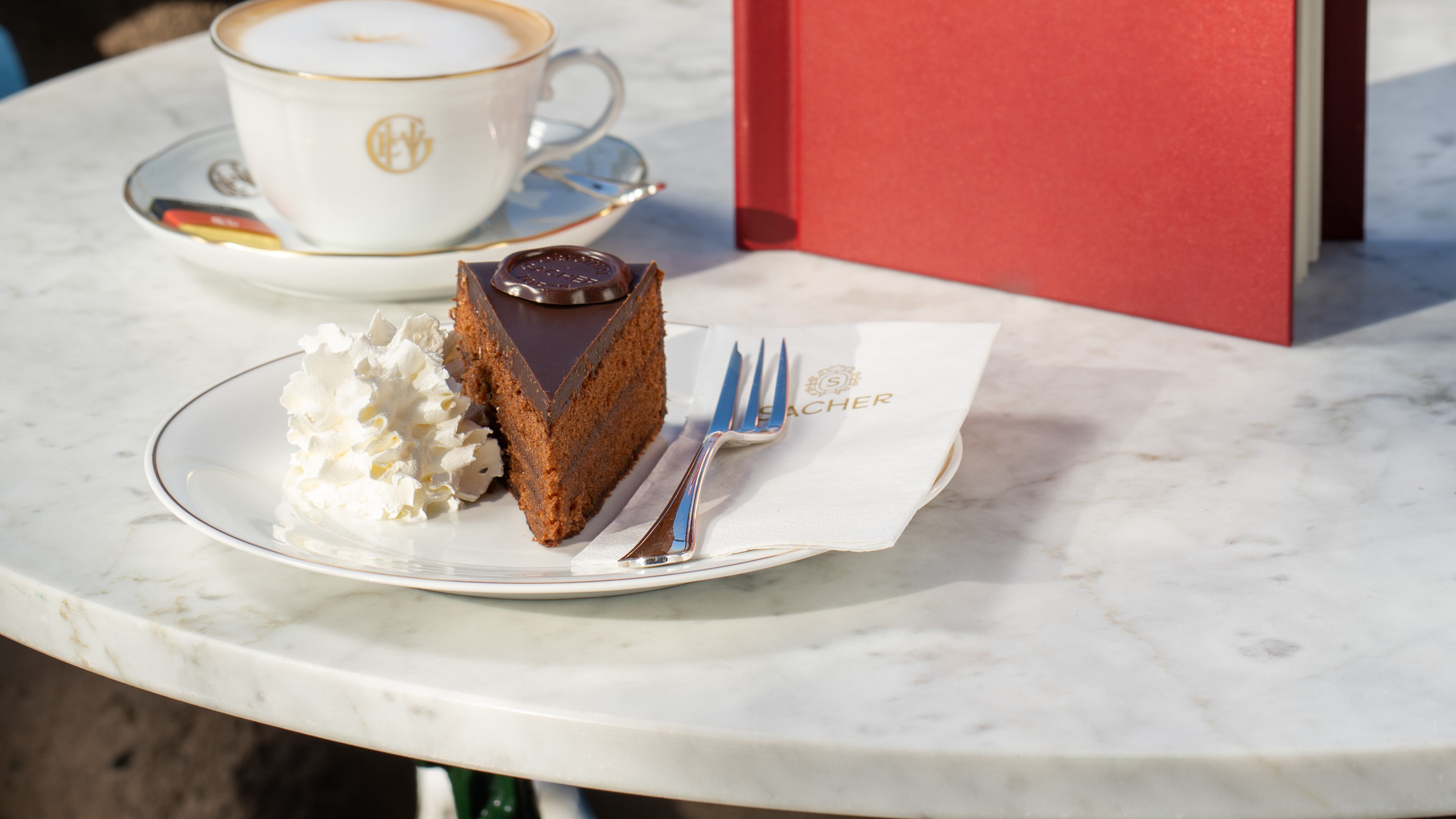La Sacher trova casa a Sorrento