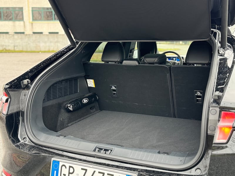 Ford Mach-E GT 2024: guarda il VIDEO in pillole del SUV sportivo elettrico 15