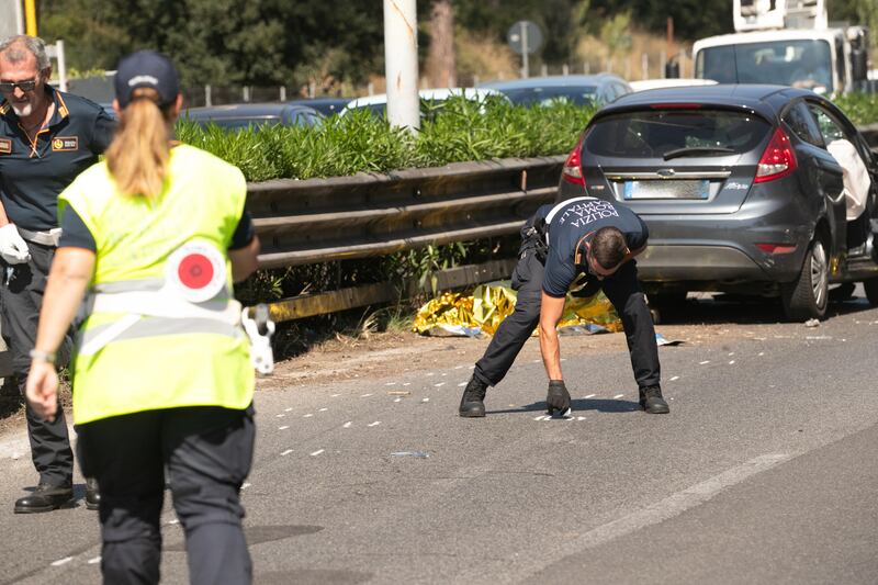 Tragedia a Roma: perdono la vita due turisti irlandesi investiti sulla Cristoforo Colombo 3