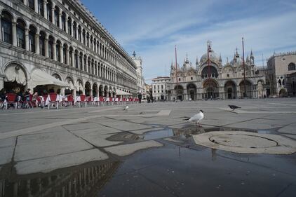 Venezia isolata, dopo le indicazioni contro il coronavirus 12