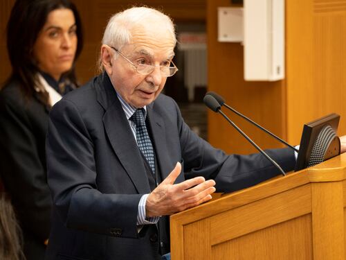 Amato ora ricorda e accusa i francesi. "Fu un loro missile, obiettivo Gheddafi". E il caso è riaperto