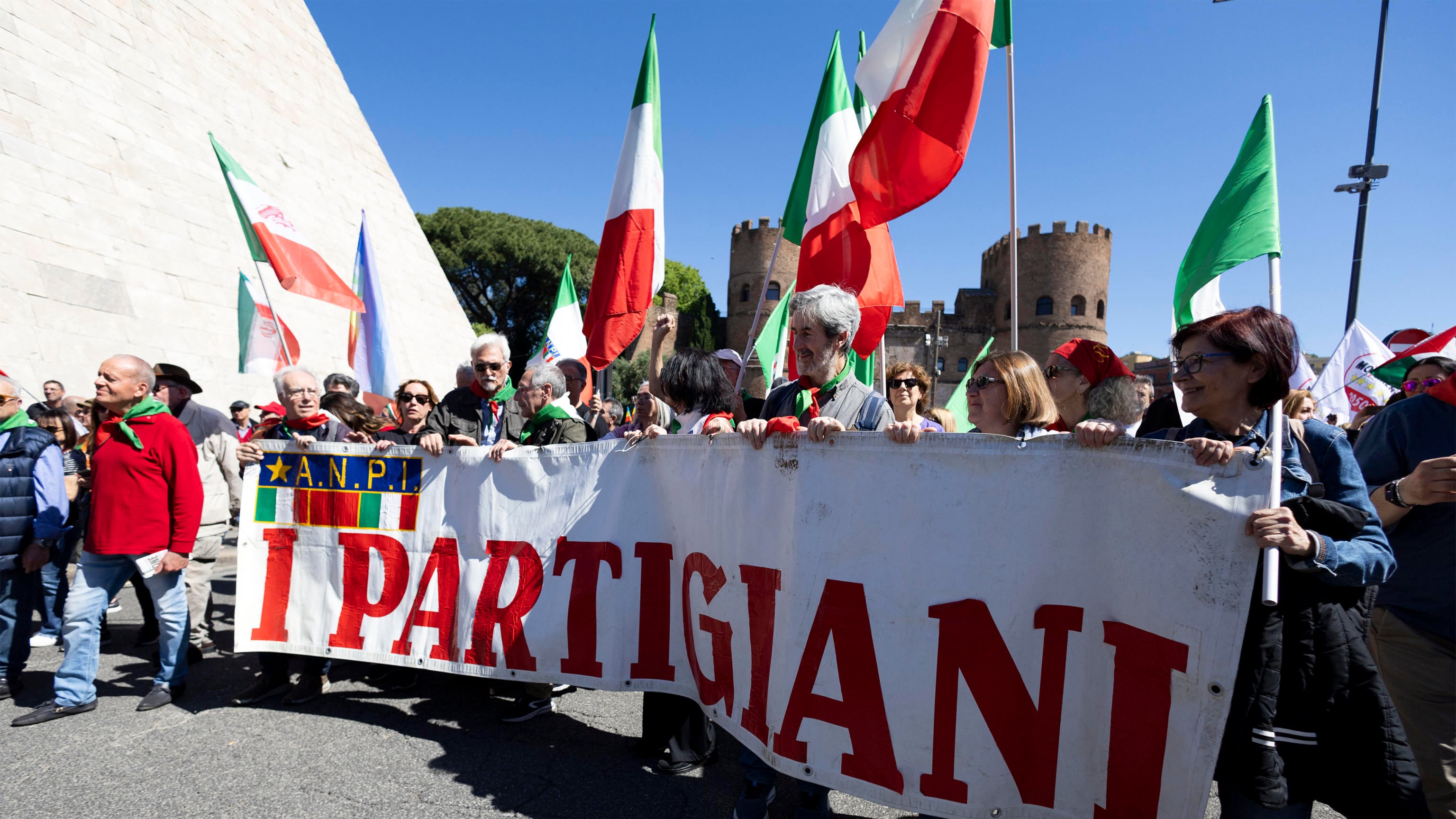 Il 25 aprile nelle piazze digitali