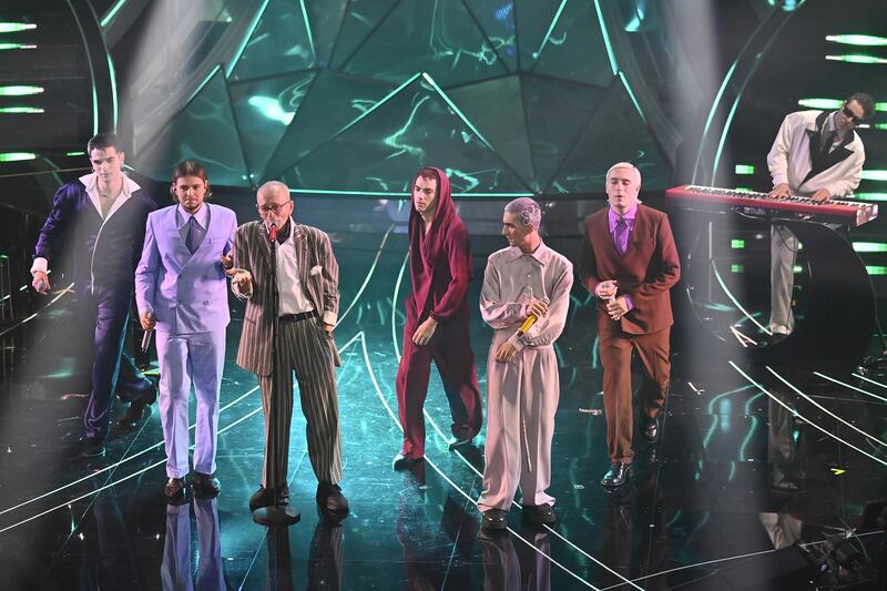 Sanremo 2024: ecco il look della quarta serata del Festival dei Bnkr44 7