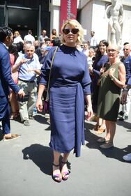 Abito sexy per Emma Marrone alla sfilata di Ferragamo 18
