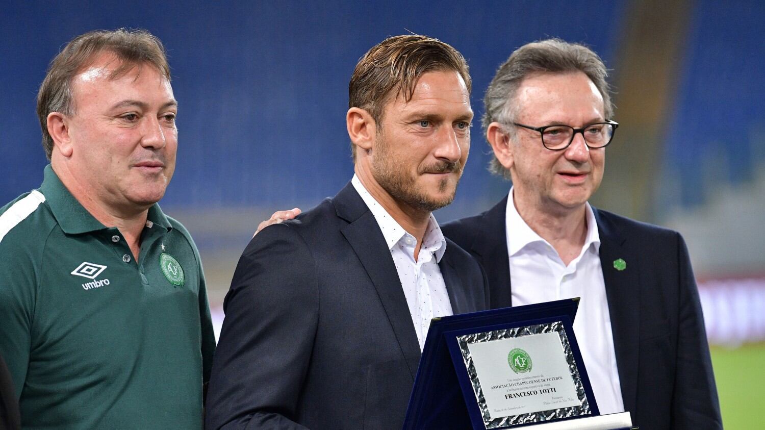 Totti è tornato con la sua autobiografia: "Sto scrivendo la storia della mia vita"