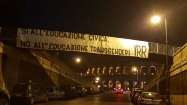 Ultras laziali sulle "lezioni" di Luxuria: “No all’educazione transgender”
