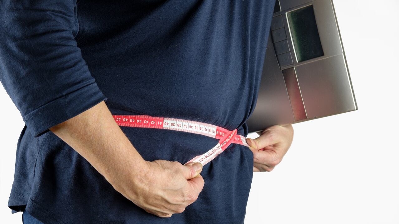 Pancia tonica a 50 e 60 anni, l'alimentazione da seguire e gli esercizi da fare