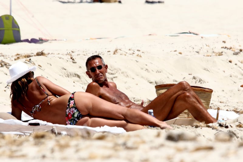 Il topless di Cristina Parodi a Formentera 12