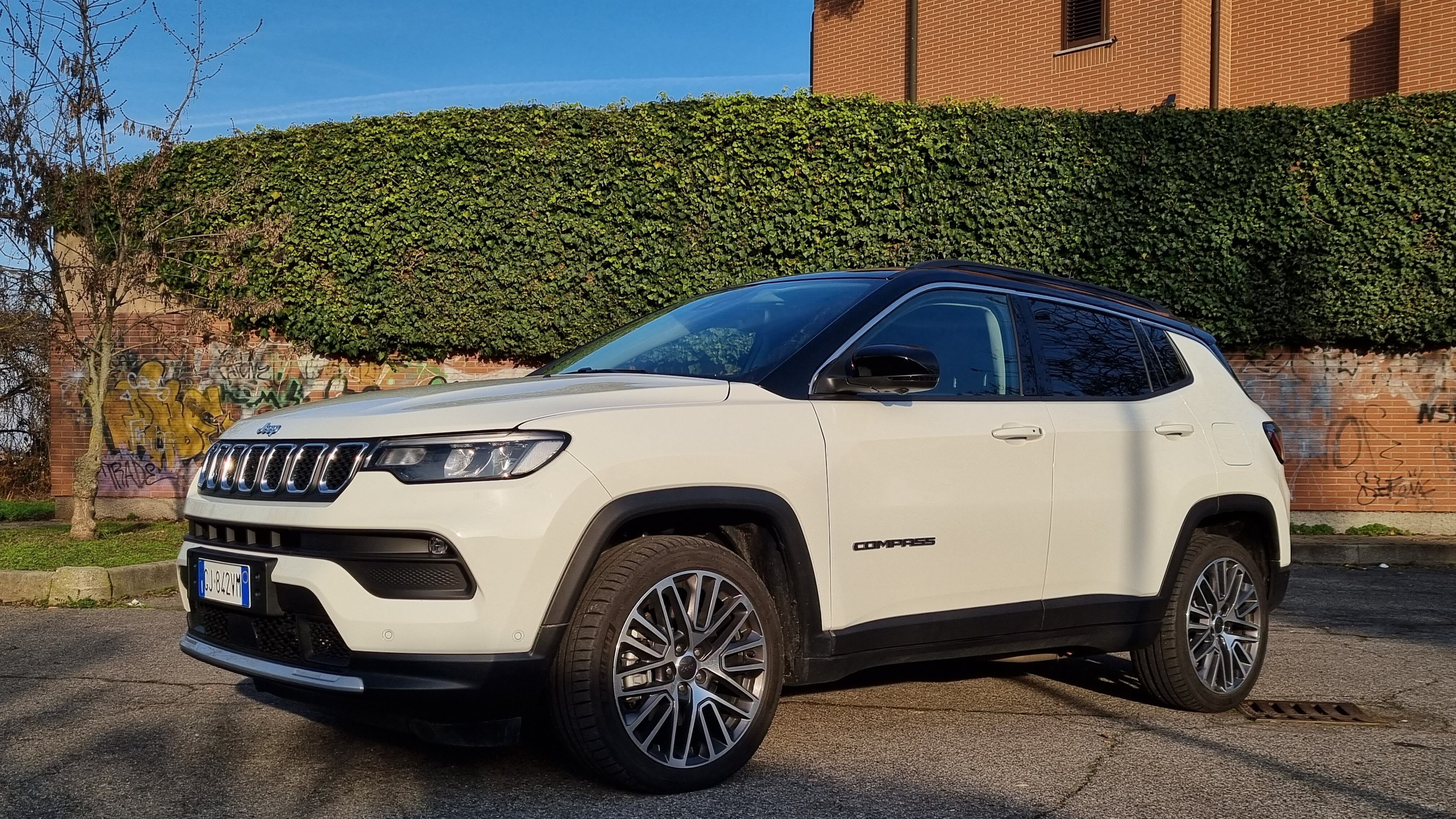 Jeep Compass 4XE, la nostra prova su strada