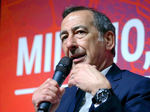 Sala "spinge" i Verdi che gli legano le mani. E apre a solo 3 dibattiti