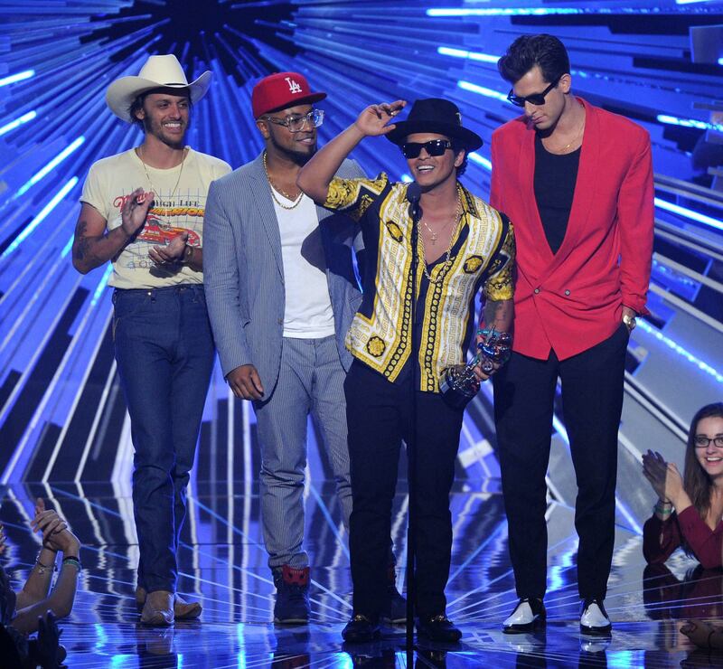 MTV VMA 2015, il trionfo di Taylor Swift e Miley Cyrus 25