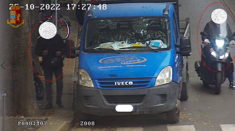 La polizia di Stato ha arrestato due trasfertisti 6