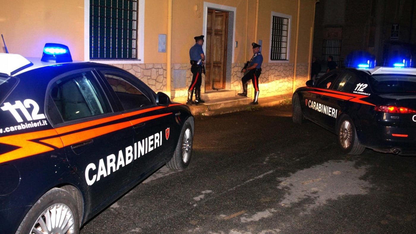 Monza, sgominata gang di albanesi: pistole rubate, droga e refurtiva