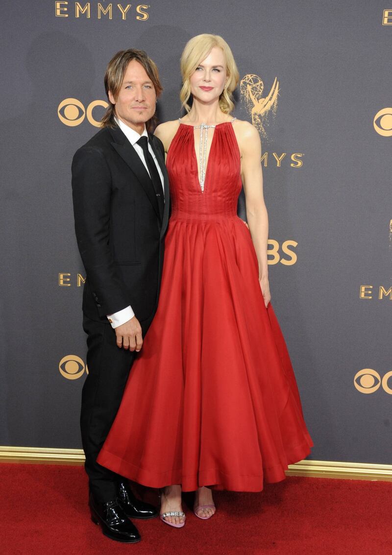 Nicole Kidman sexy in rosso agli Emmy Awards 2017 2