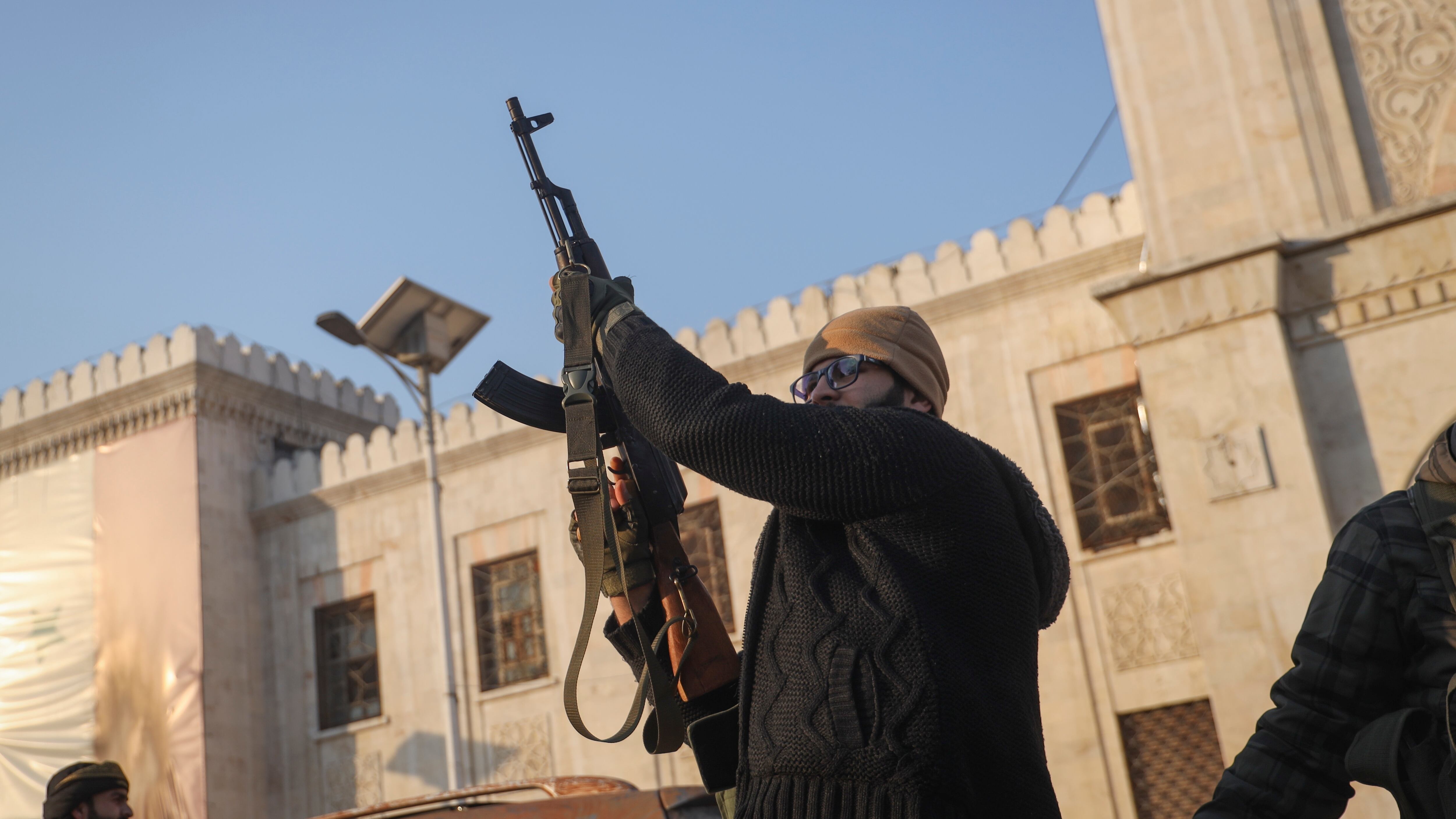 Siria, la jihad assedia Damasco. Così è crollato il regime di Assad