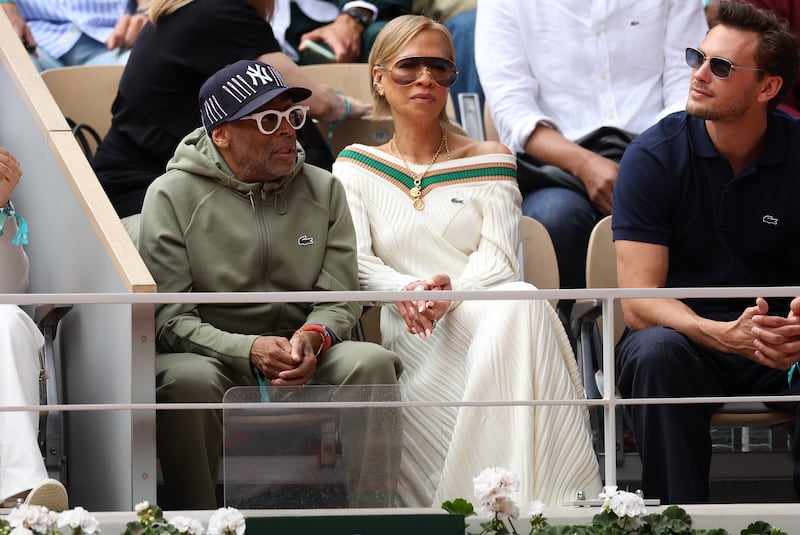Parata di vip al Roland Garros per la finale tra Alcaraz e Sinner: le immagini più belle 6