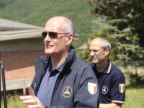 L'ultima follia del prefetto: "C'è razzismo, accoglieremo altri profughi"