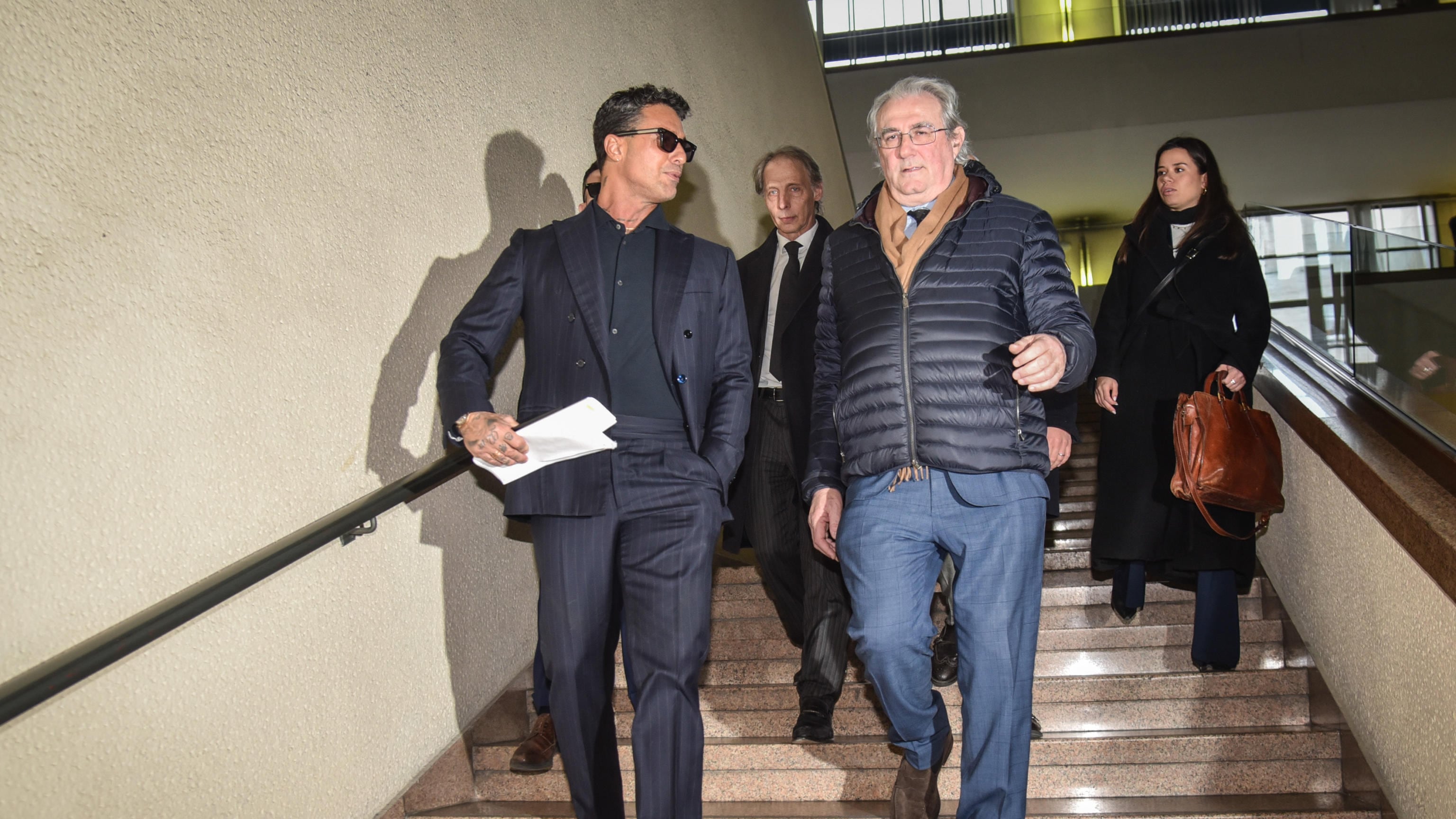 Caso Signorini, il tribunale ordina a Corona la rimozione dei video. "Lesivi dell'onore"
