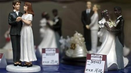 A 87 anni sposa la fidanzata del figlio
