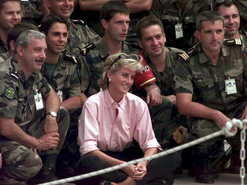 Lo yacht di Lady Diana è affondato: la storia della sua ultima estate