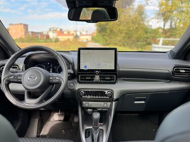 Mazda2 Hybrid 2025: guarda la gallery della citycar giapponese super efficiente 18