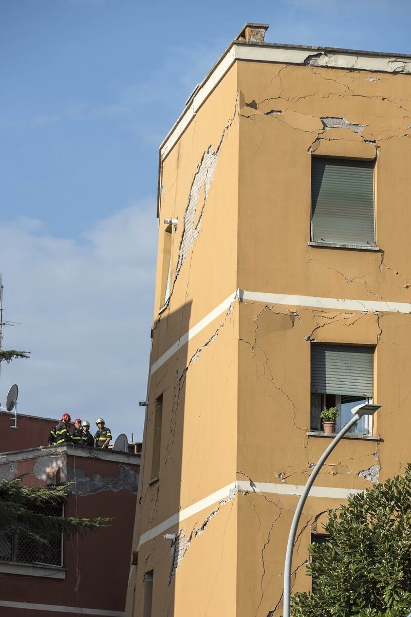 Roma, crolla palazzina a Ponte Milvio 3