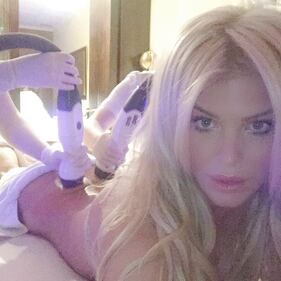 Victoria Silvstedt: sexy in palestra prima della prova bikini 10