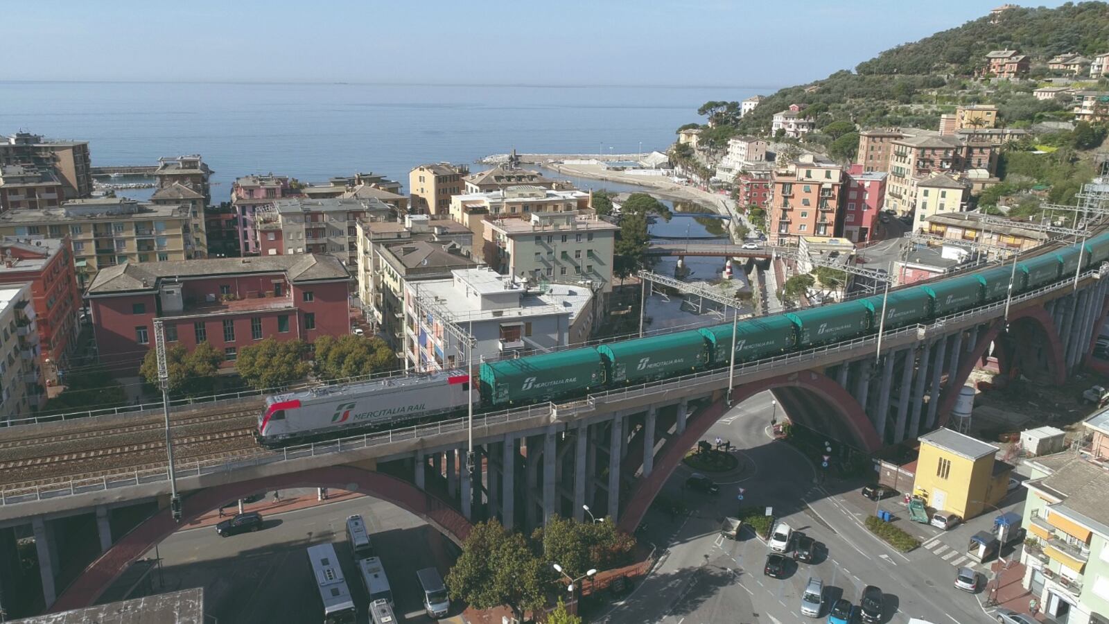 Infrastrutture e hi-tech strategici per il Paese