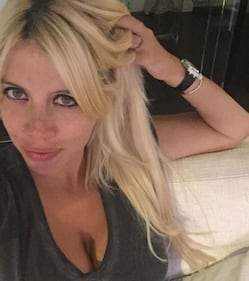 Wanda Nara hot in intimo 12