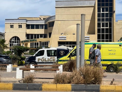 Affonda il sottomarino dei turisti. La strage di russi a Hurghada