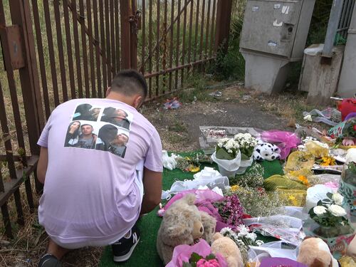 Gli amici di Michelle, uccisa a Primavalle, vegliano sul luogo dell'omicidio