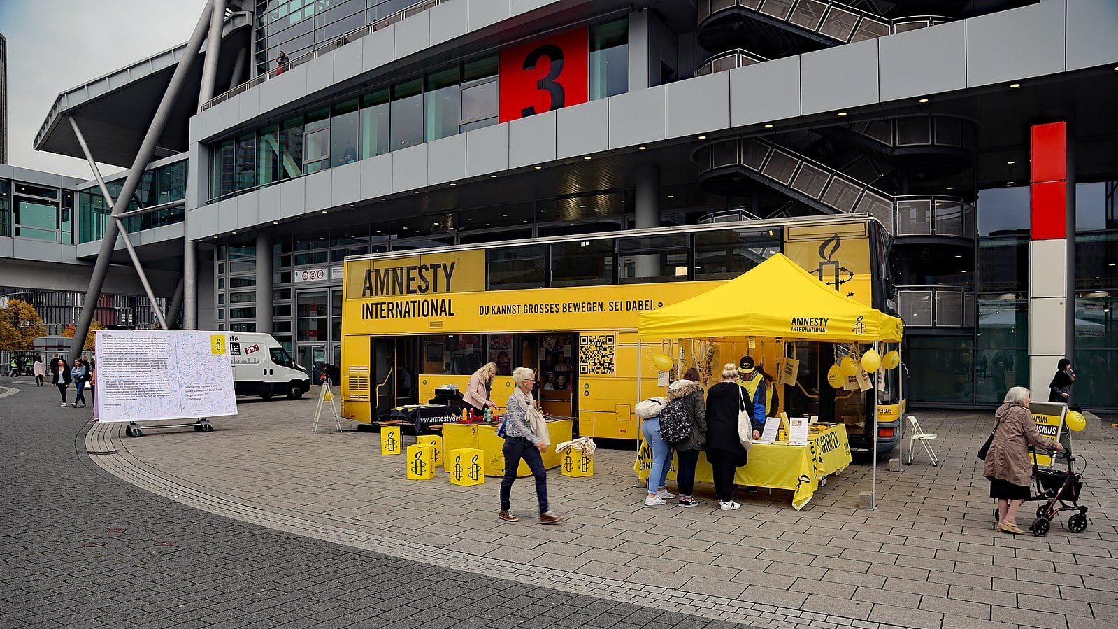 Amnesty è sotto accusa: "Assocazione razzista"