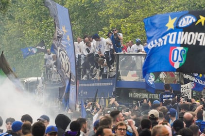 Milano si colora di nerazzurro: le immagini più bella della festa dell'Inter 16