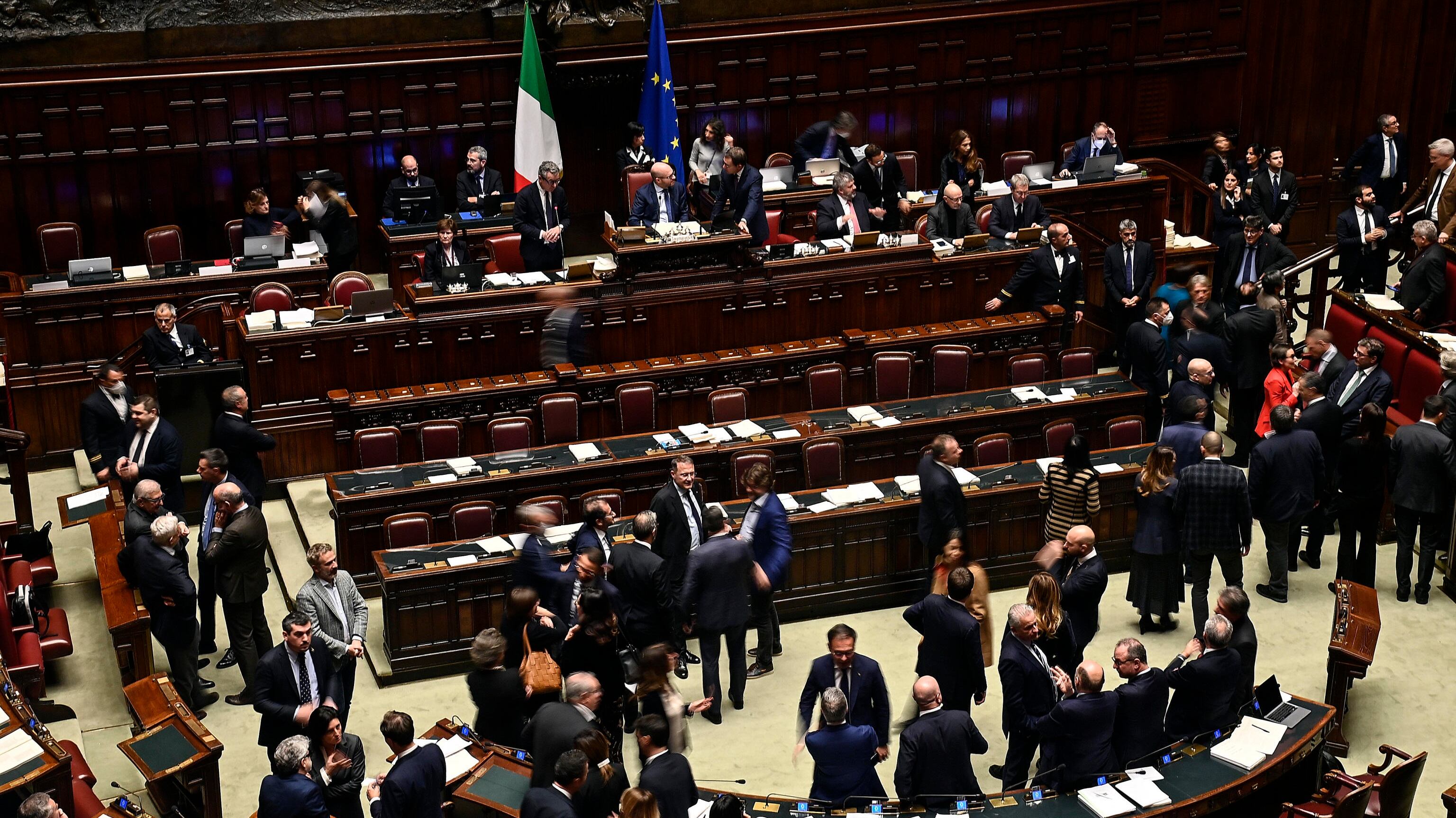 Manovra, maratona per il voto del Parlamento: ecco il programma del governo
