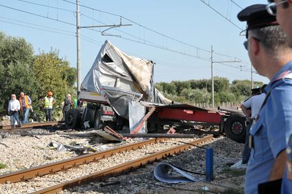 FOTO Incidente ferroviario Puglia 2