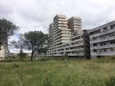 Tra le vele di Scampia prima dell'abbattimento 13