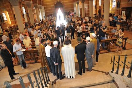Milano, i musulmani nella chiesa di via Brioschi 9