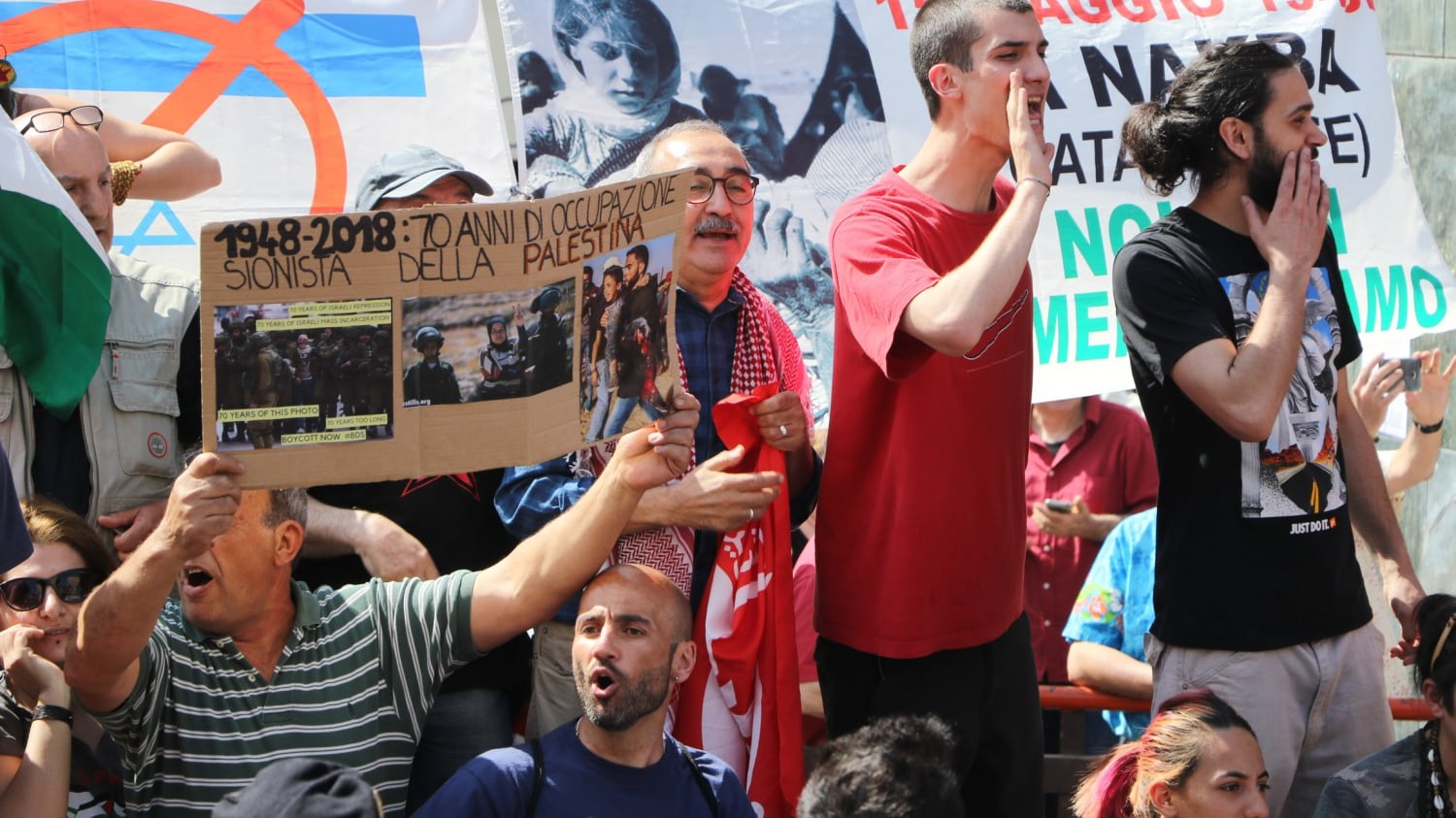 Proteste contro Israele al corteo di Milano per il 25 aprile