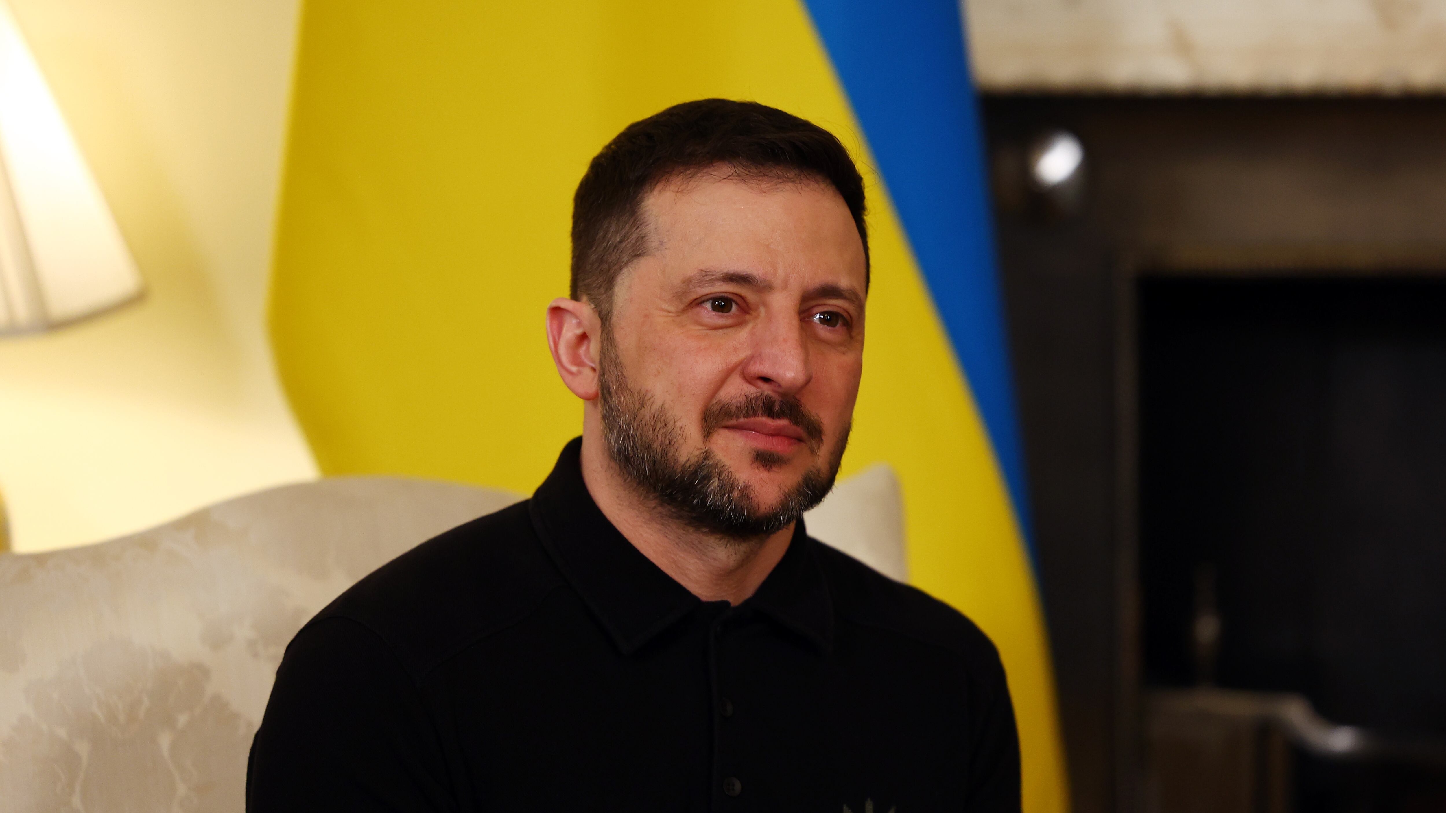 Kiev-Washington. "Nuovi colloqui". Minerali per armi: Donald alza il tiro