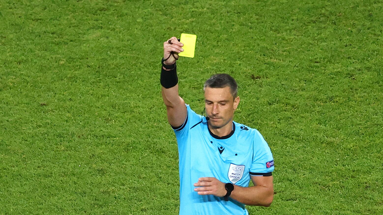 Ecco chi è l'arbitro di Italia-Belgio (arrestato per sbaglio)