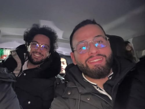 Avs e 5S volano a Napoli dall’uomo di Hannoun