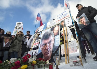 Mosca, migliaia in piazza per Nemtsov 1