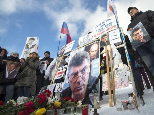 Mosca, migliaia in piazza per Nemtsov