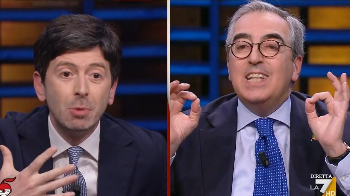 "Anticomunista... ce la fai a dirlo?", Gasparri affossa Speranza