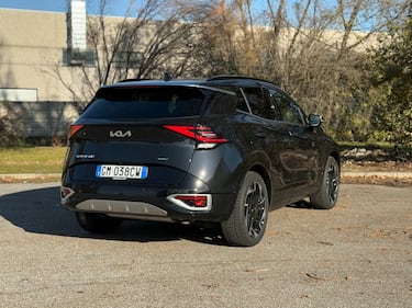 Kia Sportage PHEV: guarda la gallery del suv ibrido plug-in 12