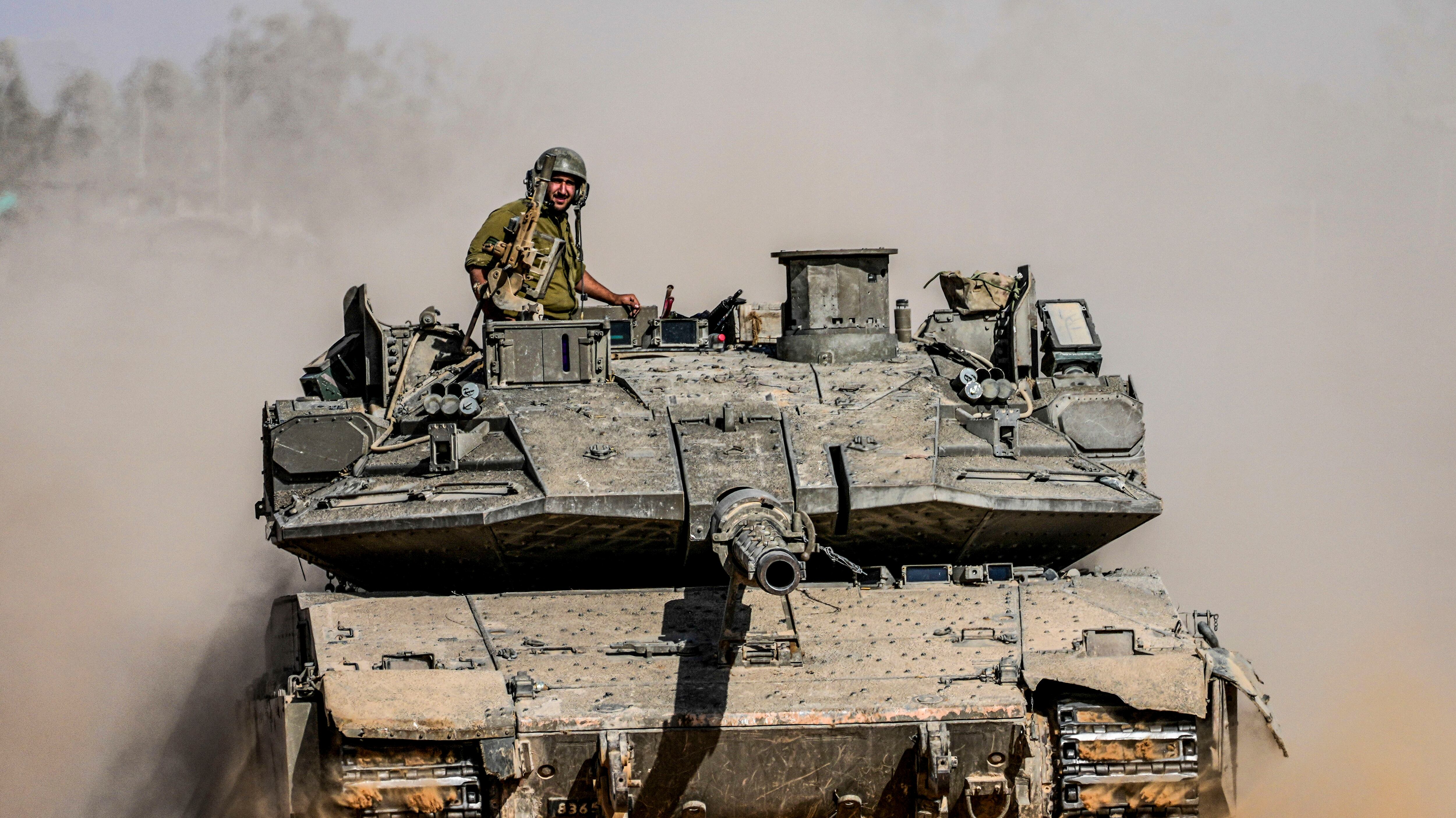 I tank israeliani sono entrati nel centro di Rafah