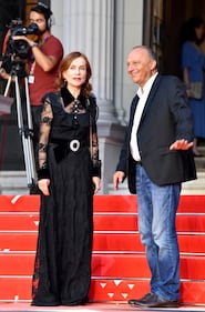 Grande riconoscimento per Isabelle Huppert, celebre attrice francese  6